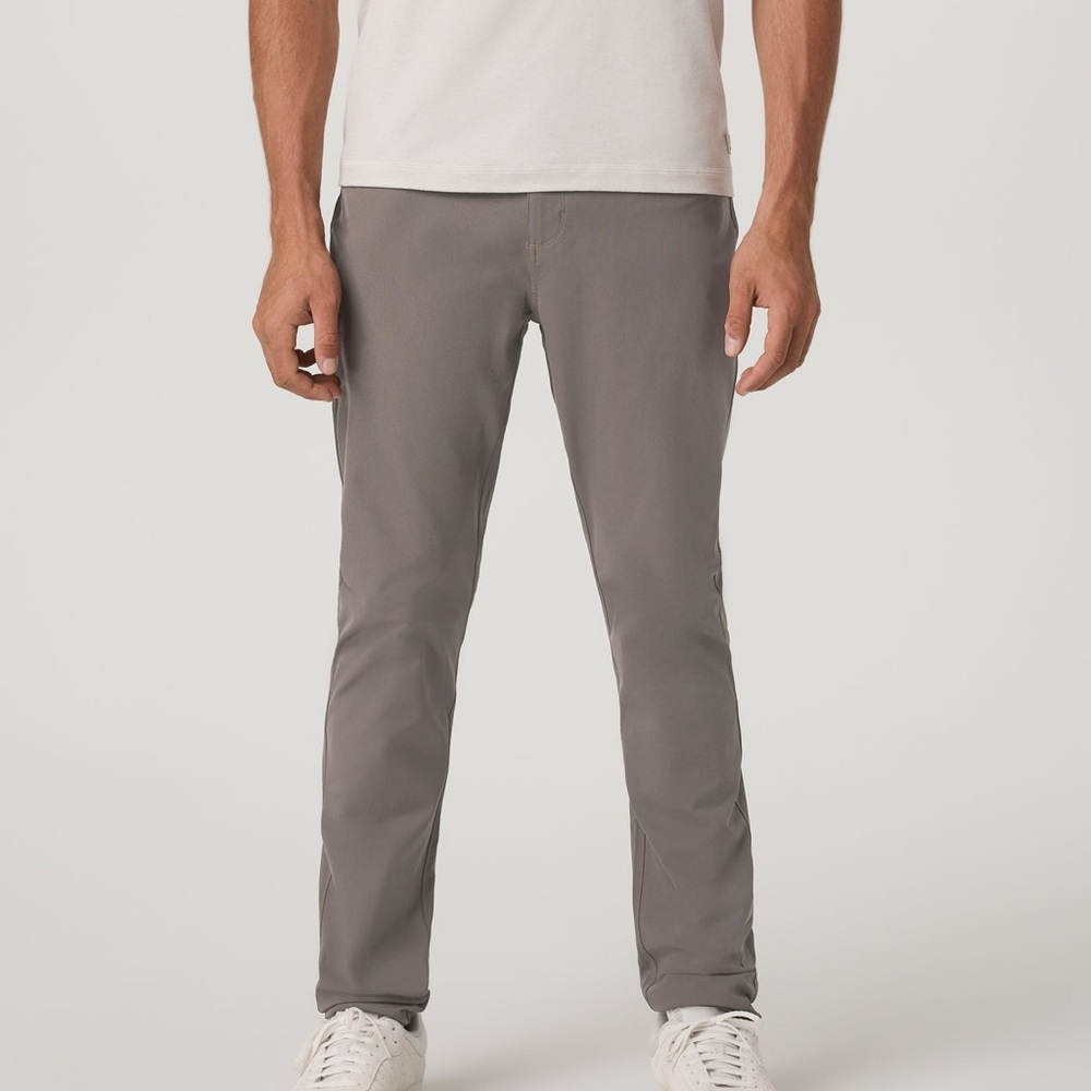 Vuori Men's Meta Pant “Warm Grey 30 x 32 - Picture 2 of 5